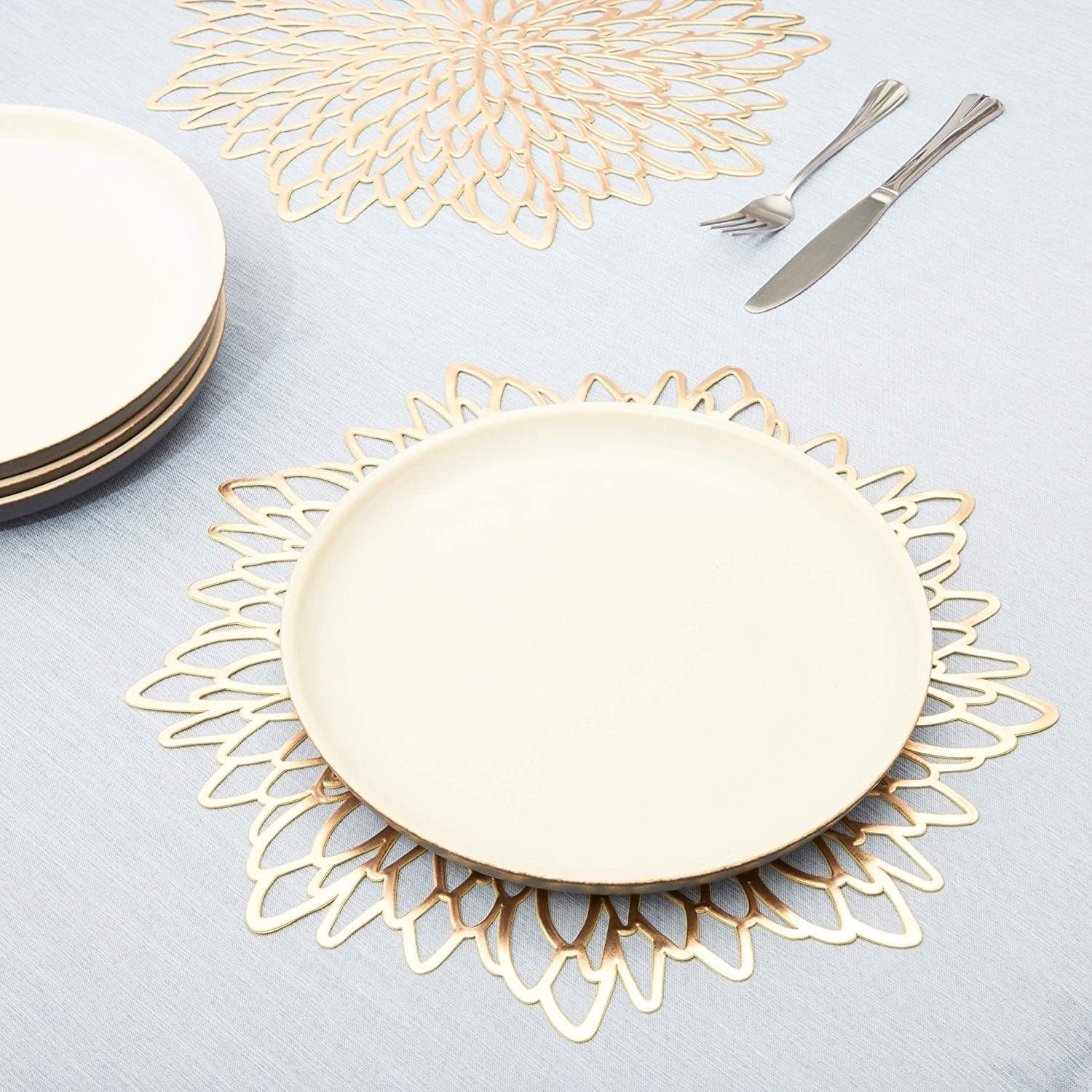 10 Pack Gold Vinyl Placemats - 14.4" X 14.4" round Table Mats and Plate Chargers with Leaf Design for Elegant Table Decor and Protection - Stylish Charger Plates for Events and Wedding Parties