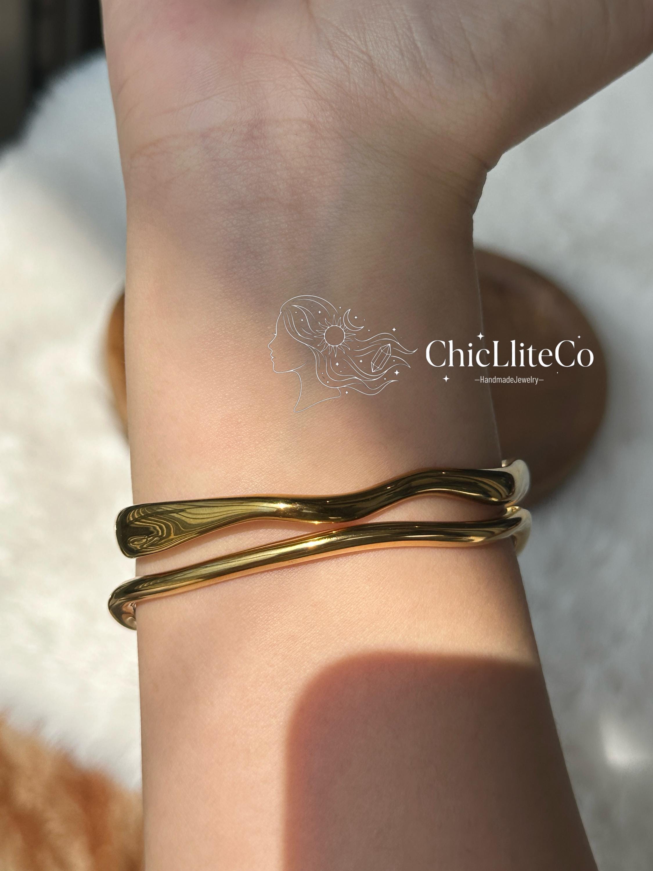 50%OFF Buy2！2 Styles!Minimalist Stacking Open Bangle- Stainless Steel 18K Gold Plated Wave -Hypoallergenic & Waterproof Surf Bracele